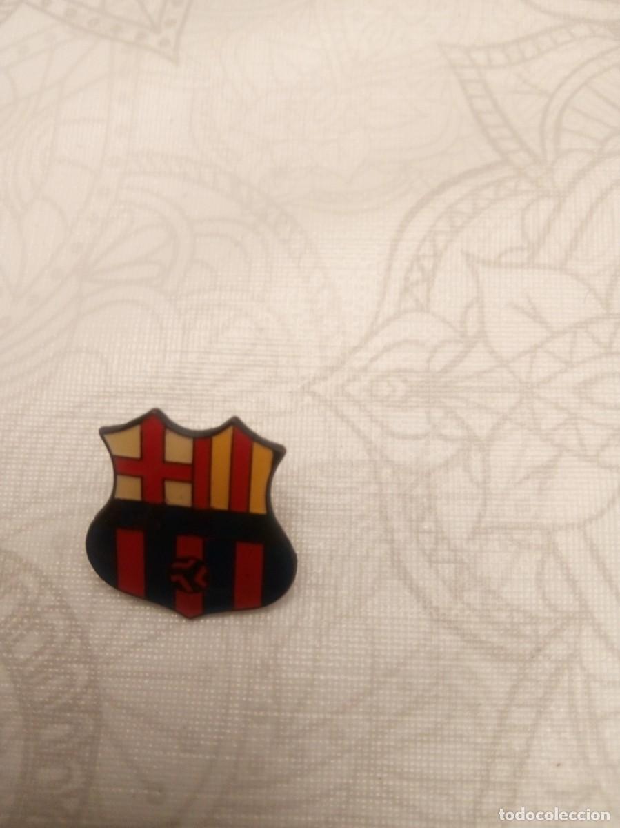 Coleccionismo deportivo: Insignia F. C. Barcelona - Foto 1