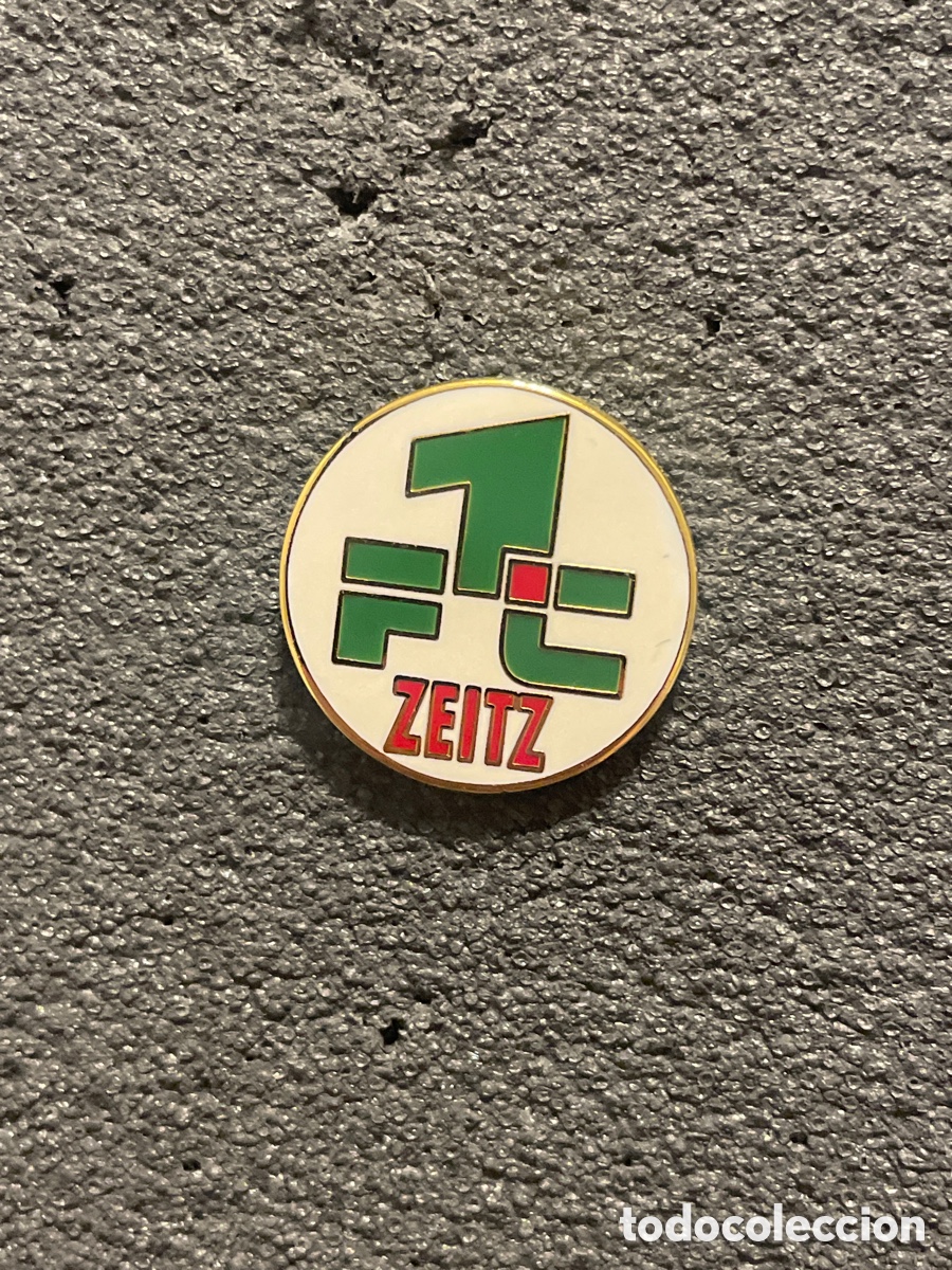 Coleccionismo deportivo: Pin 306 FC ZEITZ - Zeitz