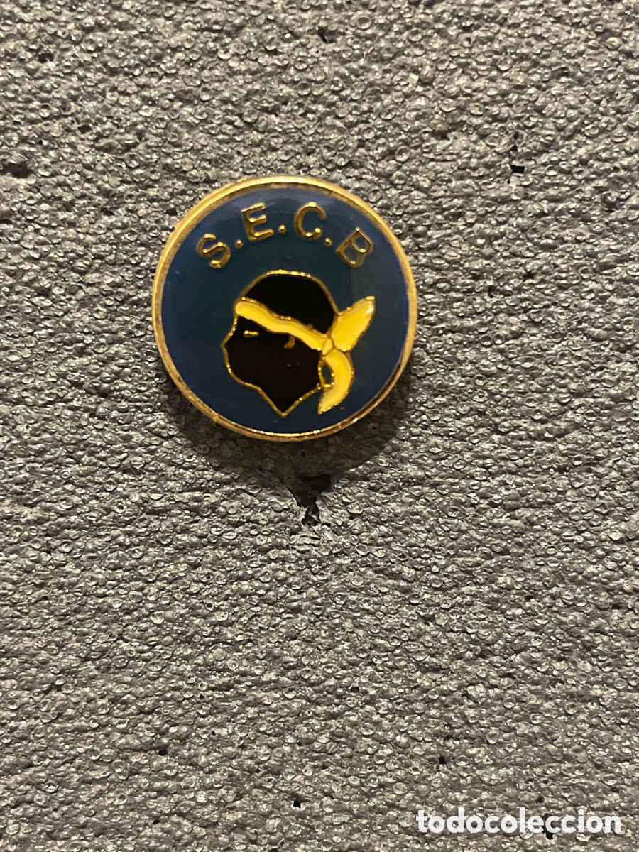 Coleccionismo deportivo: Pin 31 S.E.C. BASTIA - Bastia (C&oacute;rcega)