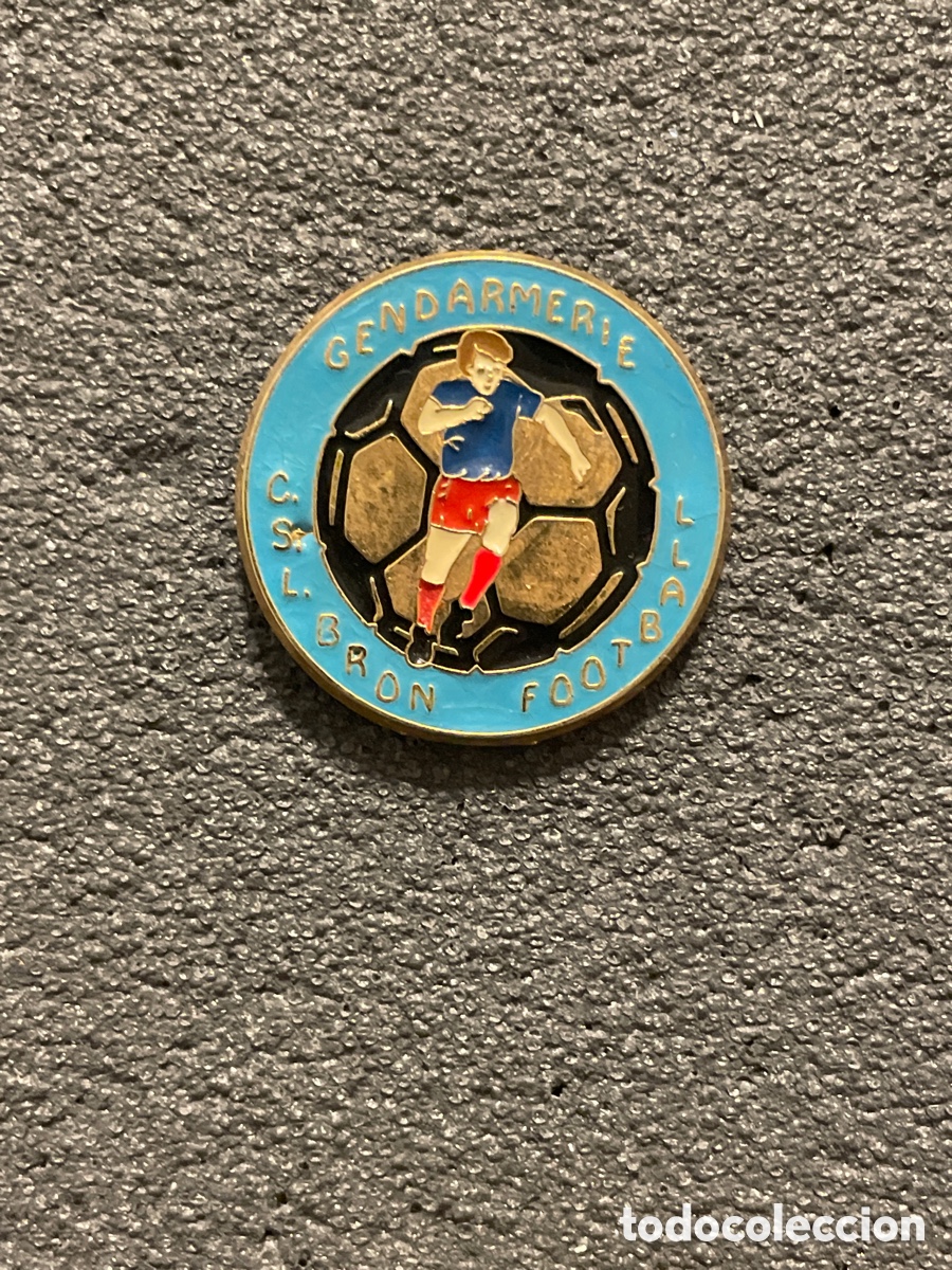 Coleccionismo deportivo: Pin 34 C.S.L. GENDARMERIE DE BRON - Bron