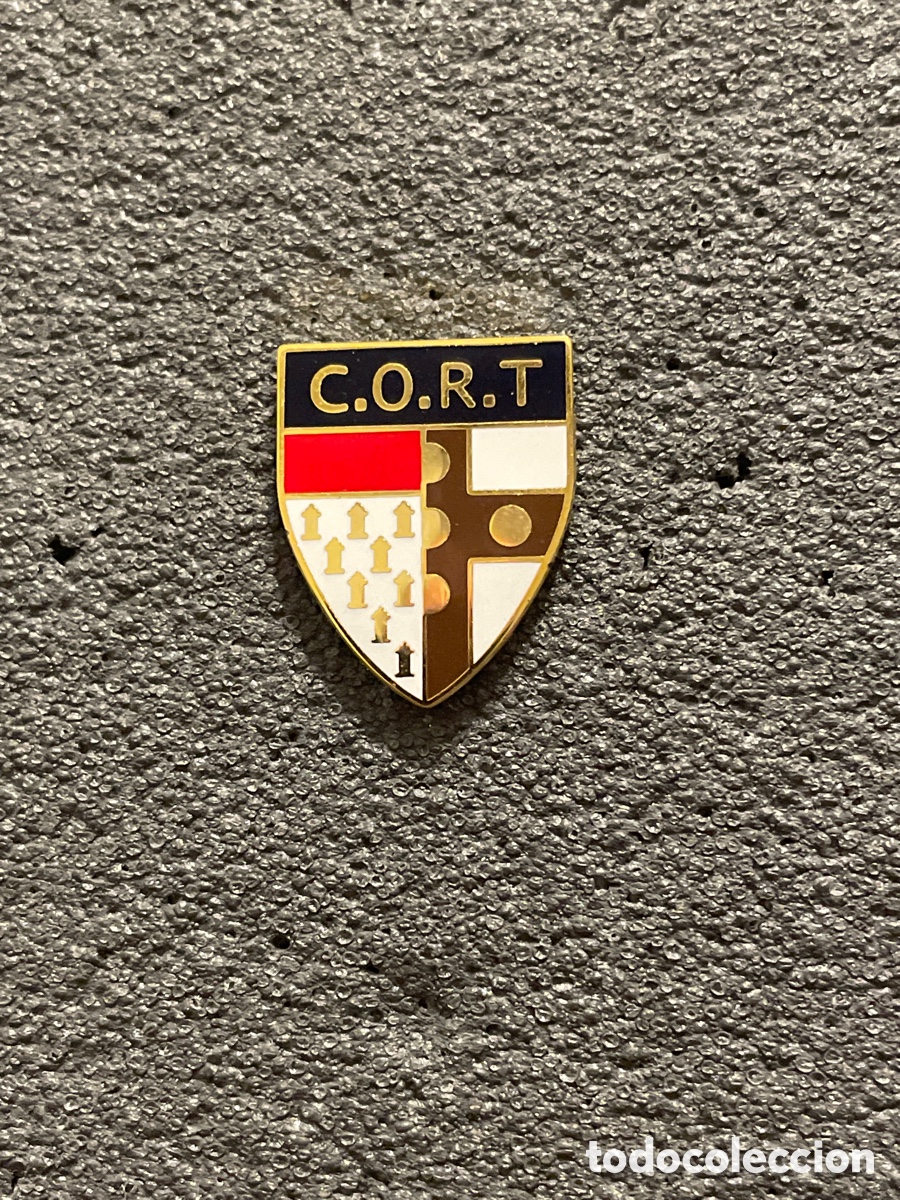 Coleccionismo deportivo: Pin 52 CLUB OLYMPIQUE DE ROUBAIX TOURCOING - Roubaix