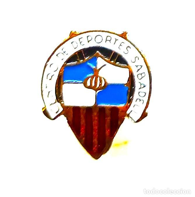 Coleccionismo deportivo: CENTRO DEPORTES SABADELL CENTRE D' SPORTS PIN INSIGNIA METAL ALFILER ANTIGUA CUIDADA BADGE SPE80