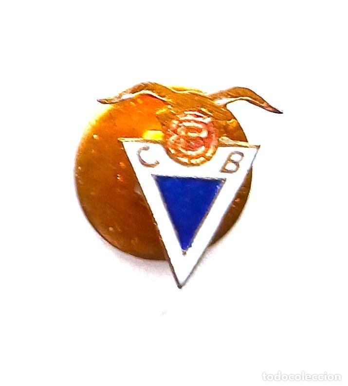 Coleccionismo deportivo: CLUB FUTBOL BADALONA CF BARCELONA PIN INSIGNIA METAL ESMALTE FUEGO OJAL JAC MADRID ANTIGUA SPE94