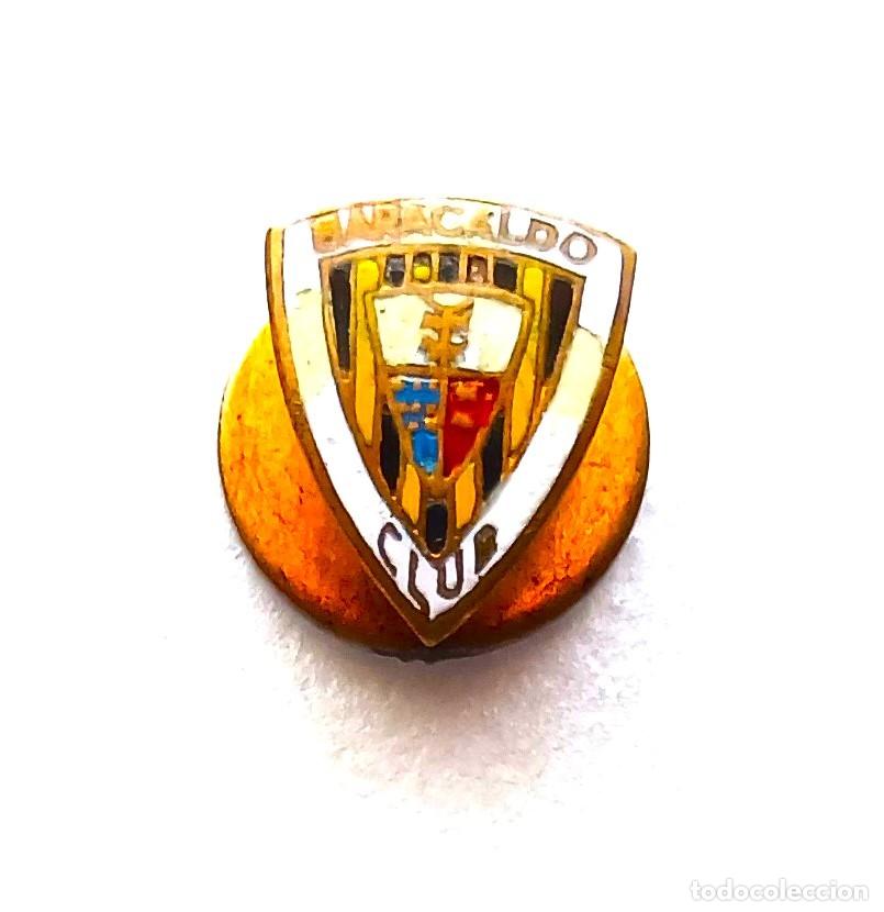 Coleccionismo deportivo: BARAKALDO CF BARACALDO VIZCAYA PIN INSIGNIA METAL ESMALTE FUEGO OJAL ANTIGUA CUIDADA BADGE SPE157