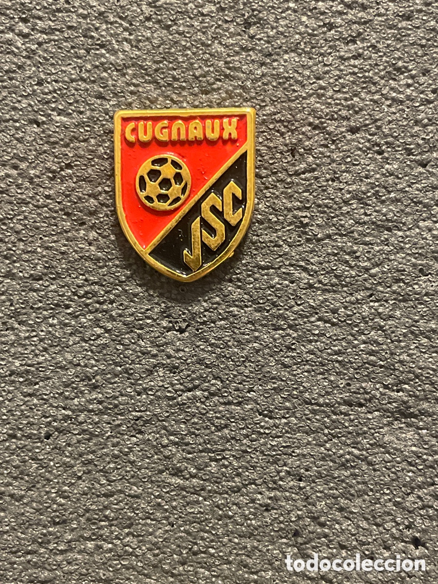 Coleccionismo deportivo: Pin 78 JEUNESSE SPORTIVA CUGNALAISE - Cugnaux