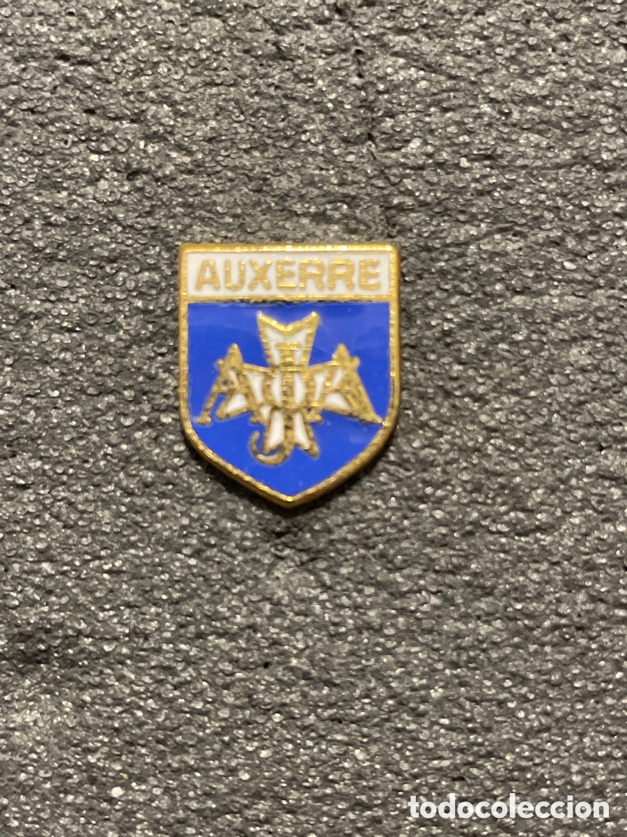 Coleccionismo deportivo: Pin 135 A.J. AUXERRE - Auxerre