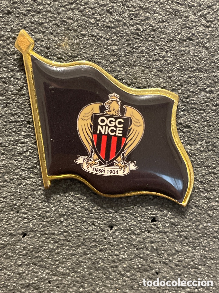 Coleccionismo deportivo: Pin 210 O.G.C. NICE - Niza