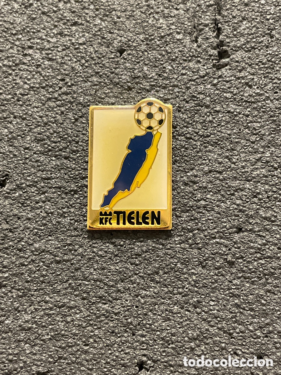 Coleccionismo deportivo: Pin 73 KFC TIELEN - Tielen