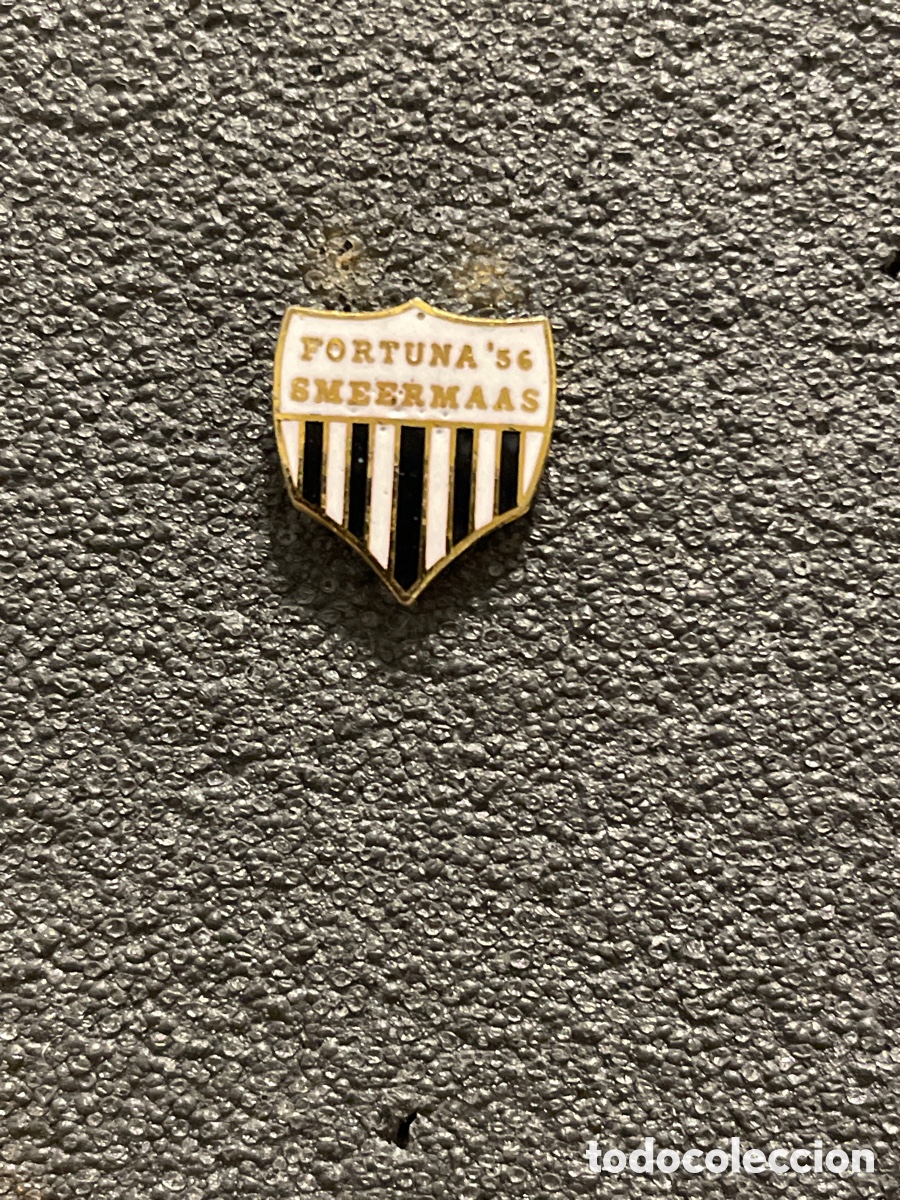 Coleccionismo deportivo: Pin 91 FORTUNA &lsquo;56 SMEERMAAS - Smeermaas
