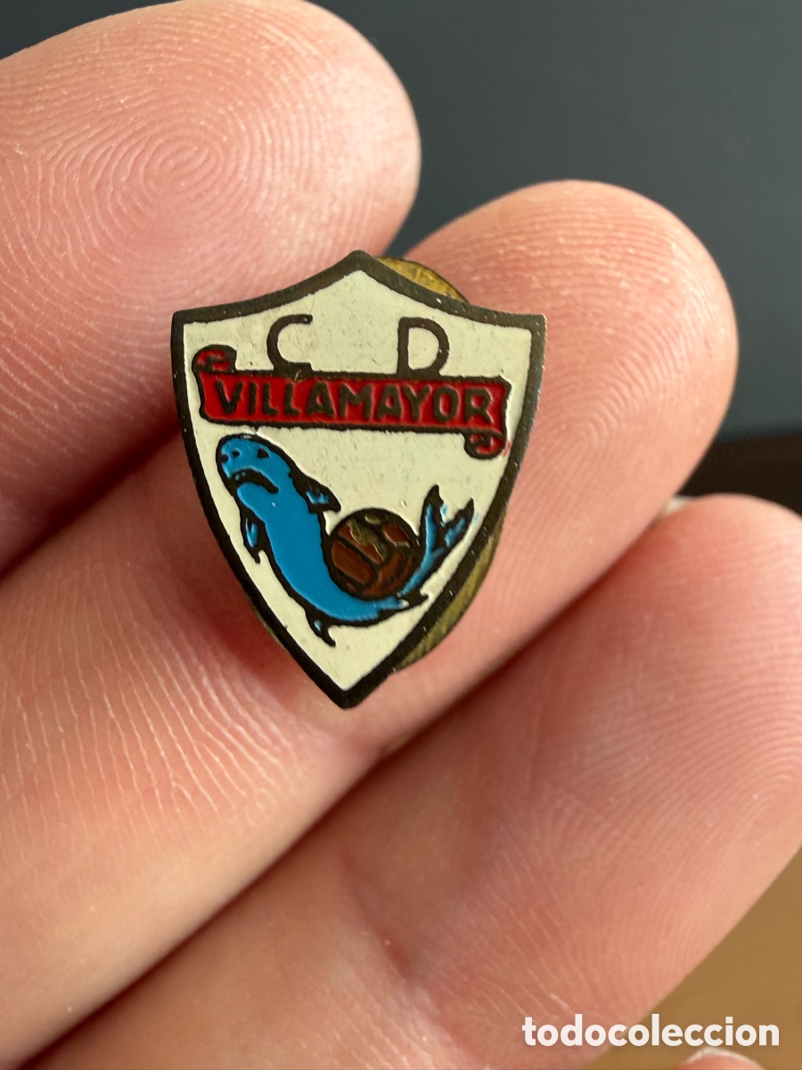 Coleccionismo deportivo: Insignia Solapa. CD VILLAMAYOR ( Zaragoza). A&ntilde;os 50