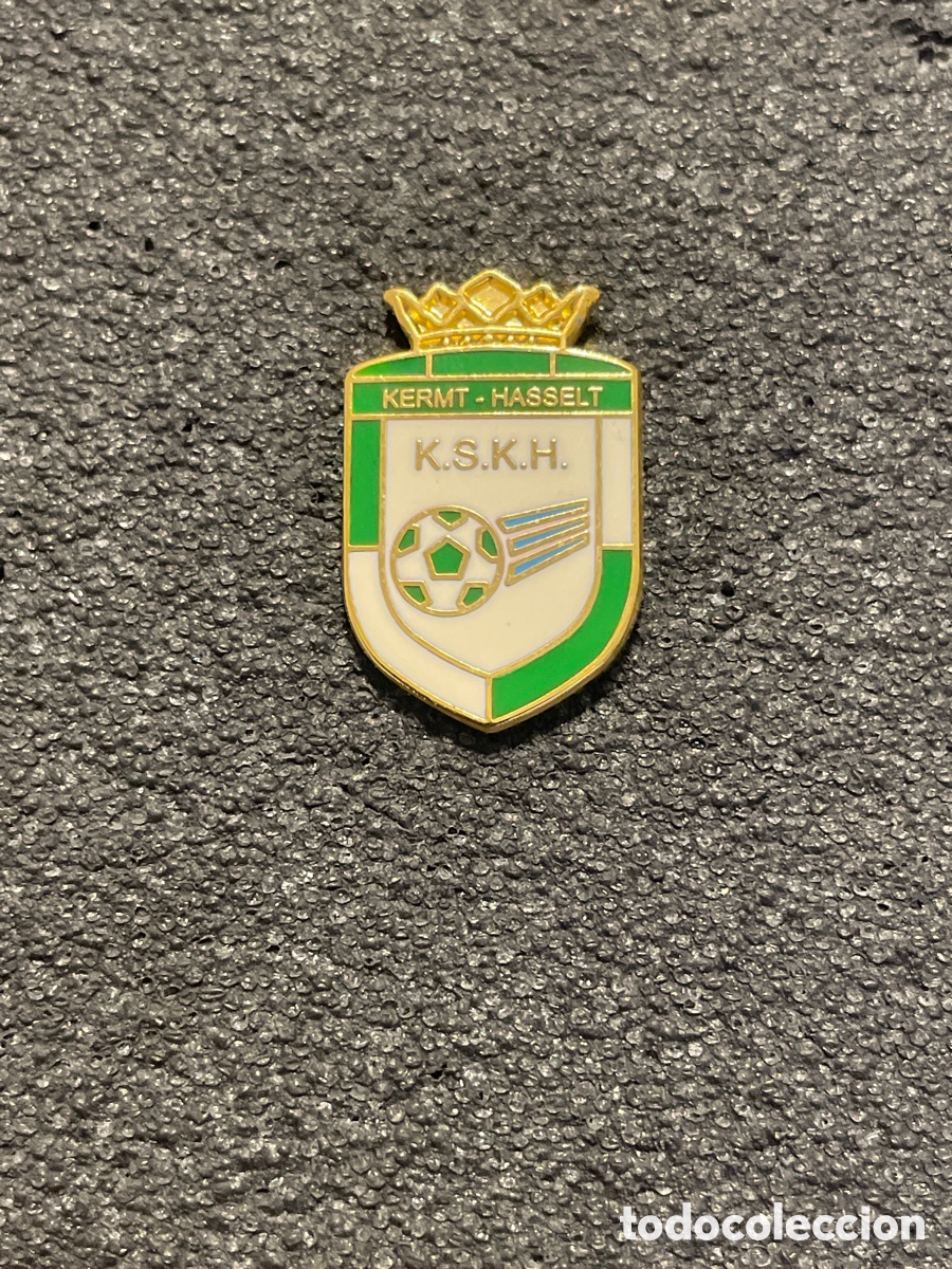 Coleccionismo deportivo: Pin 118 K.S. KERMT HASSELT - Hasselt
