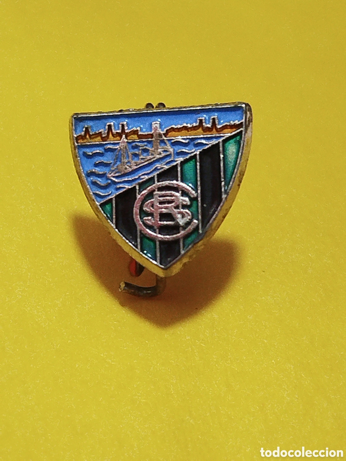 Coleccionismo deportivo: INSIGNIA DE FUTBOL CLUB SESTAO RIVER . VIZCAYA