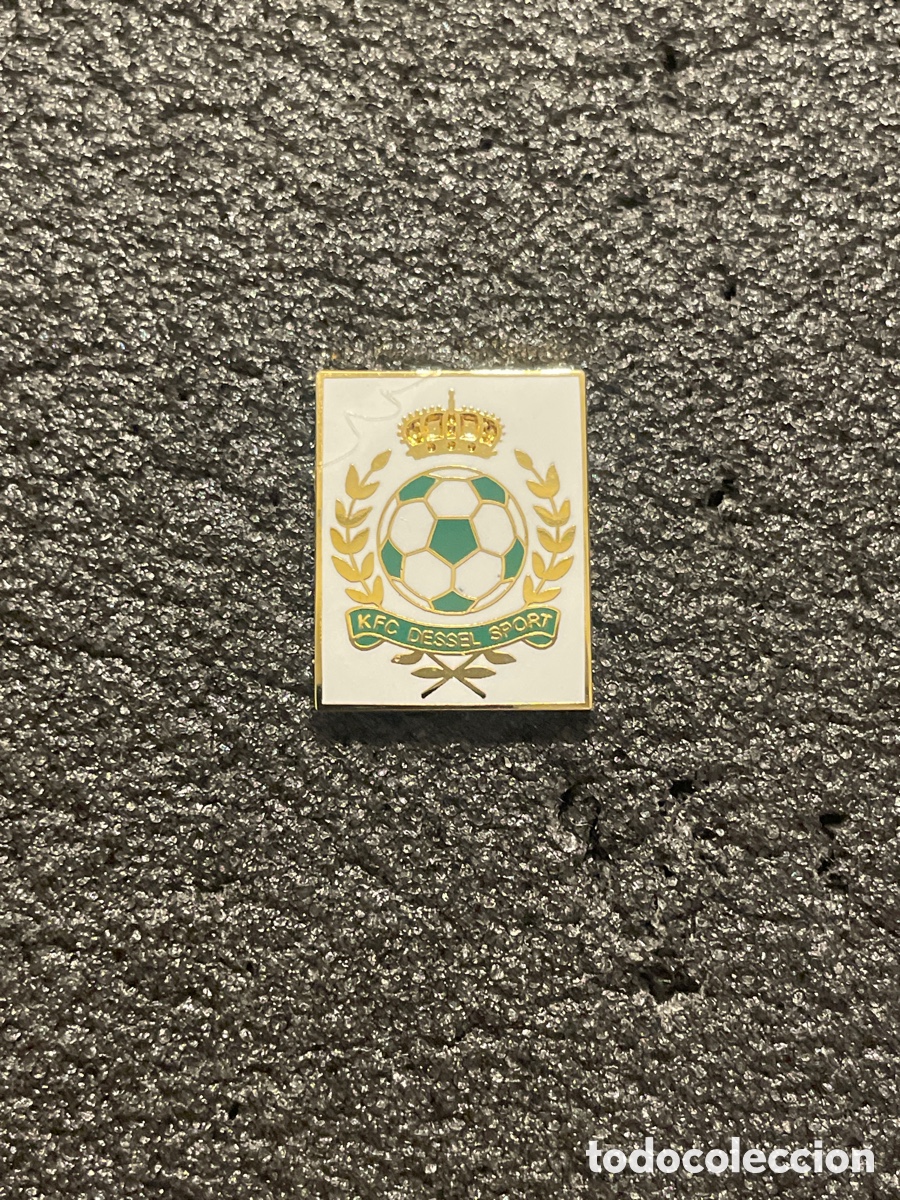Coleccionismo deportivo: Pin 165 K.F.C. DESSEL SPORT - Dessel
