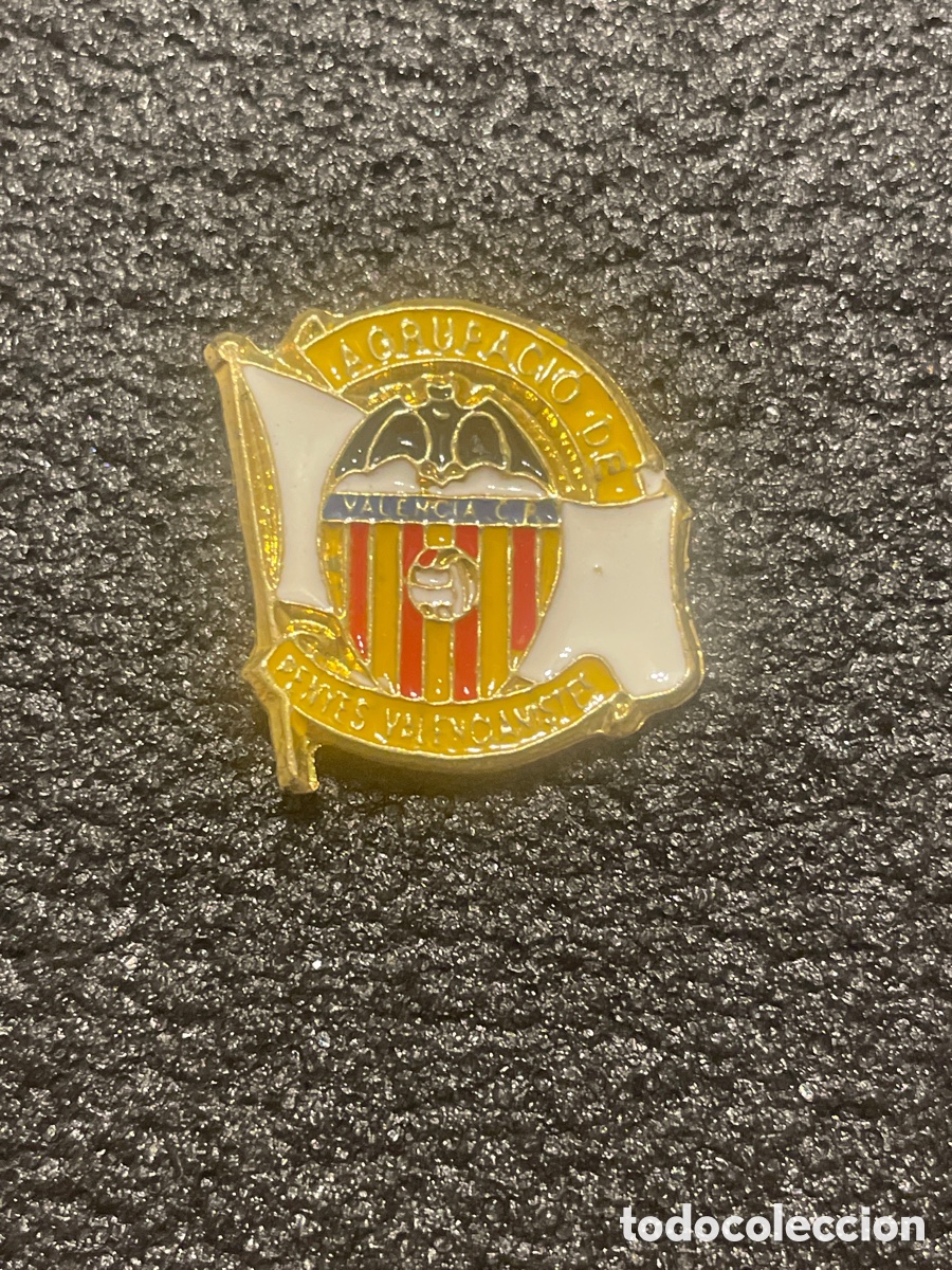 Coleccionismo deportivo: Pin AGRUPACIO DE PENYES VALENCIANISTES