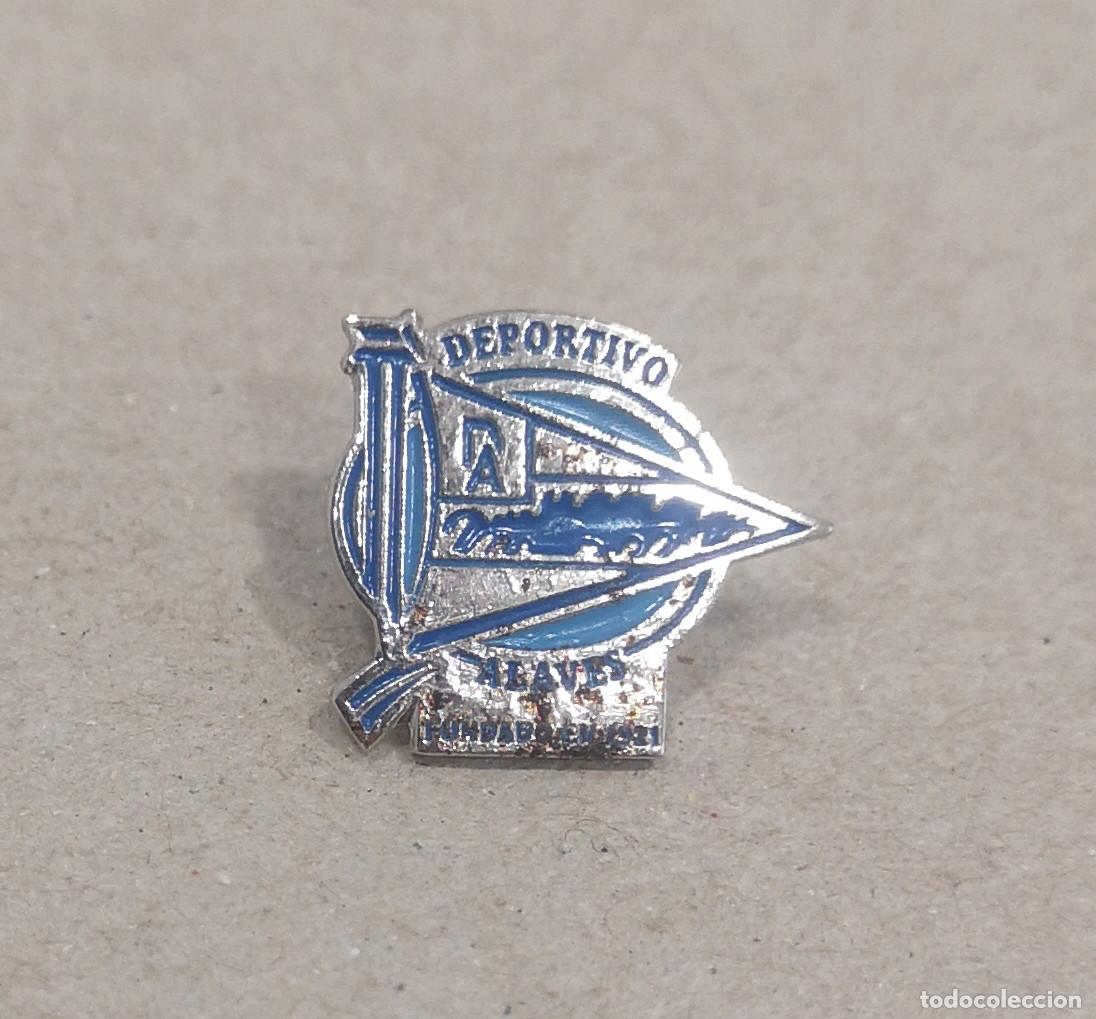 Coleccionismo deportivo: PIN CLUB DEPORTIVO ALAVES