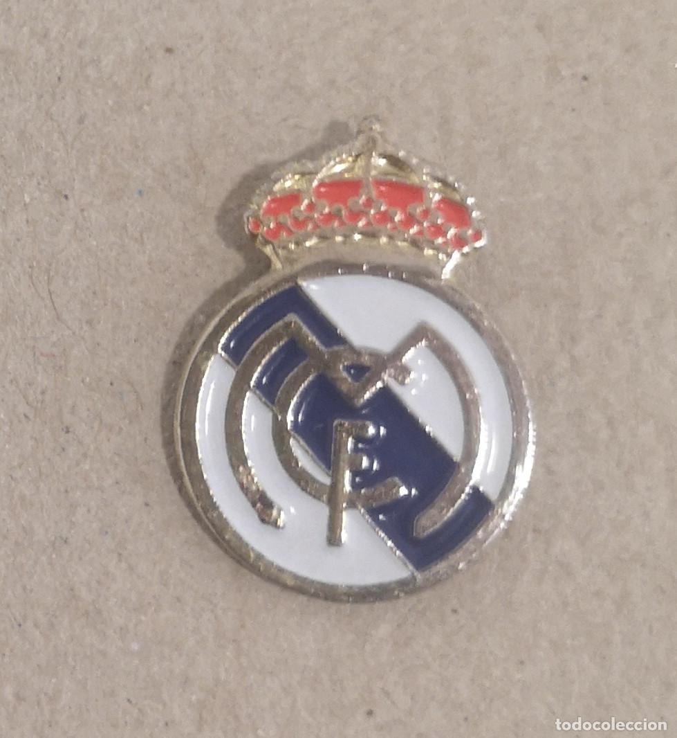Coleccionismo deportivo: PIN REAL MADRID CLUB DE FUTBOL