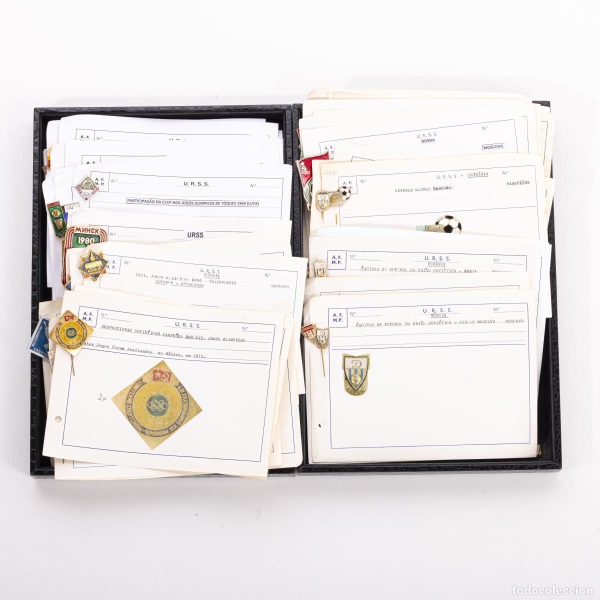 Coleccionismo deportivo: Art&iacute;culos deportivos de colecci&oacute;n - Colecci&oacute;n de pines, emblemas e insignias - 300