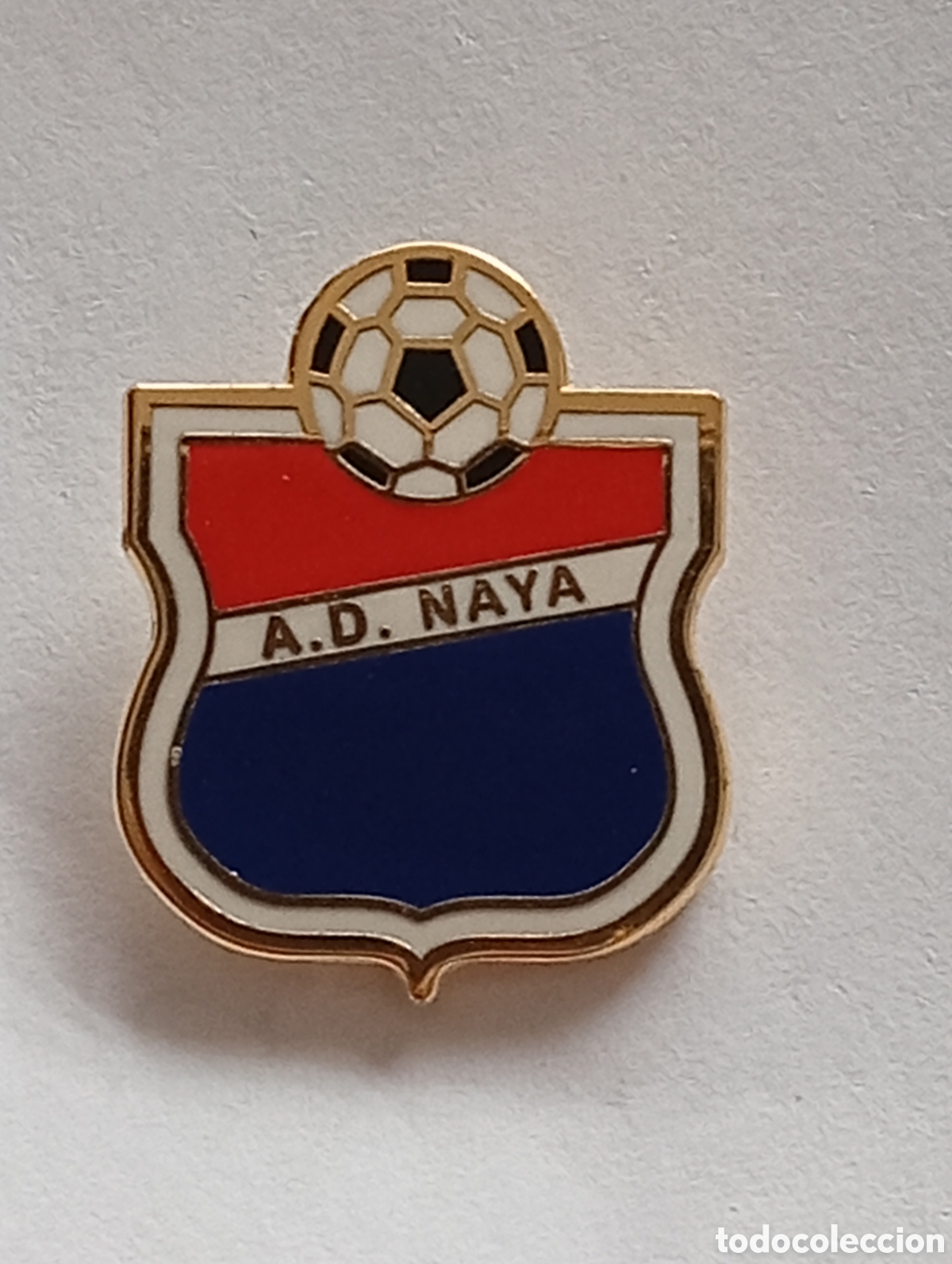 Coleccionismo deportivo: Pin - Asociaci&oacute;n Deportiva Naya ( Madrid)