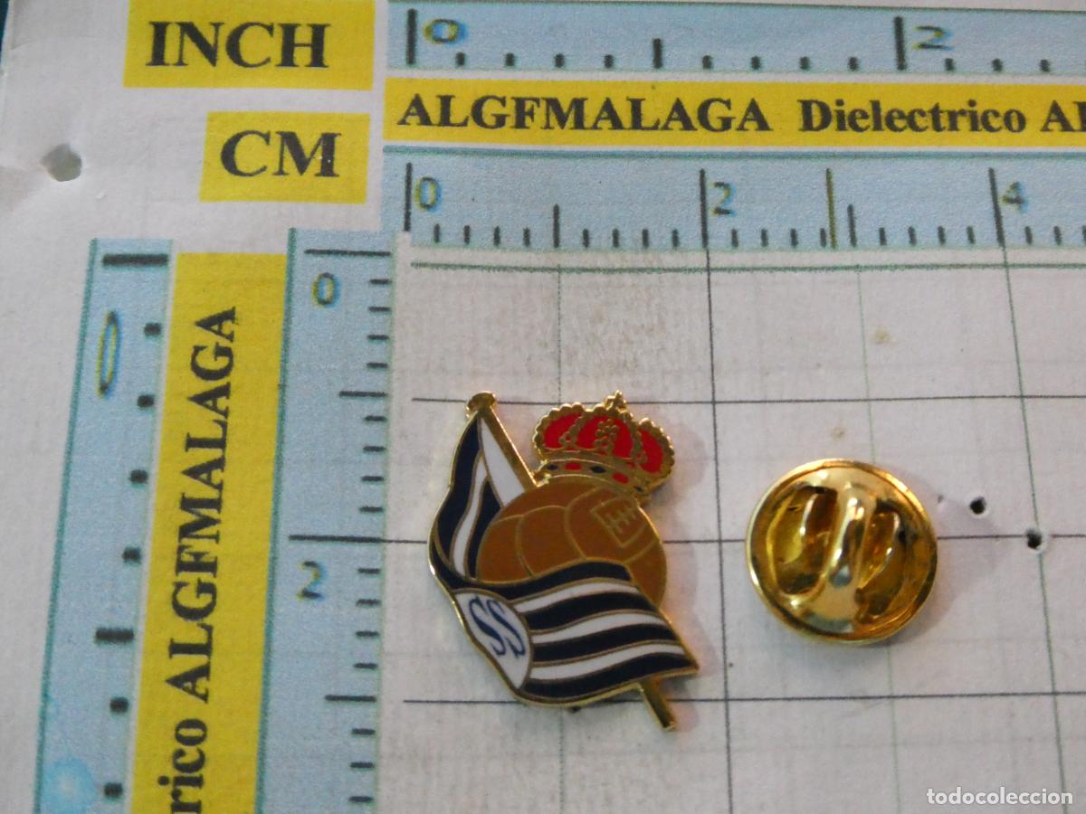 Coleccionismo deportivo: PIN DE DEPORTES. F&Uacute;TBOL. REAL SOCIEDAD SAN SEBASTIAN. CALIDAD ESMALTADO. ESCUDO EQUIPO