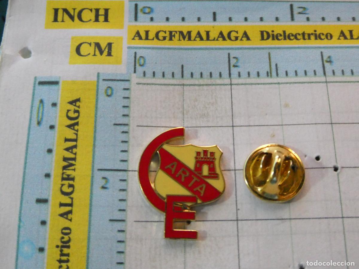 Coleccionismo deportivo: PIN DE DEPORTES. F&Uacute;TBOL. C.E. ART&Aacute; MALLORCA. ESCUDO EQUIPO
