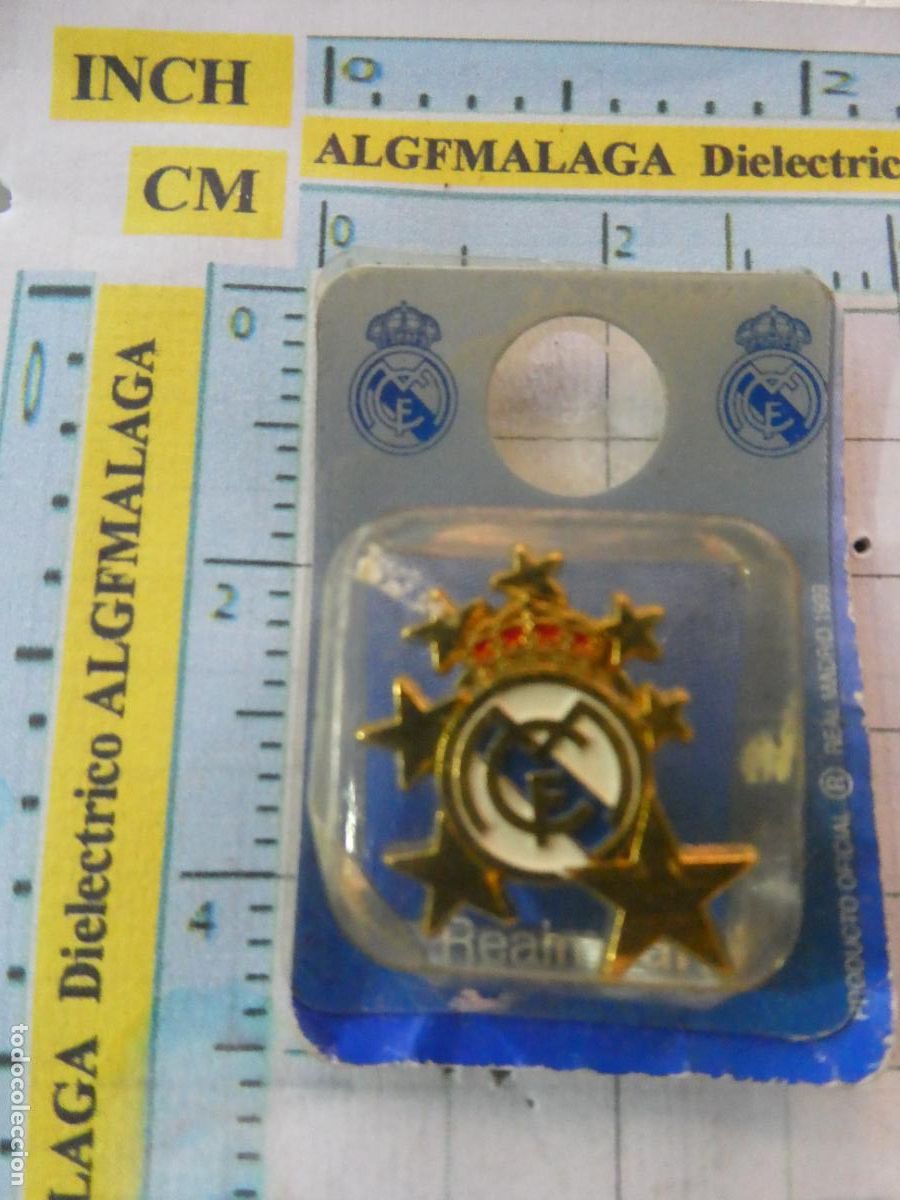 Coleccionismo deportivo: PIN DE DEPORTES. F&Uacute;TBOL. REAL MADRID CLUB DE F&Uacute;TBOL. ESTRELLAS DORADAS