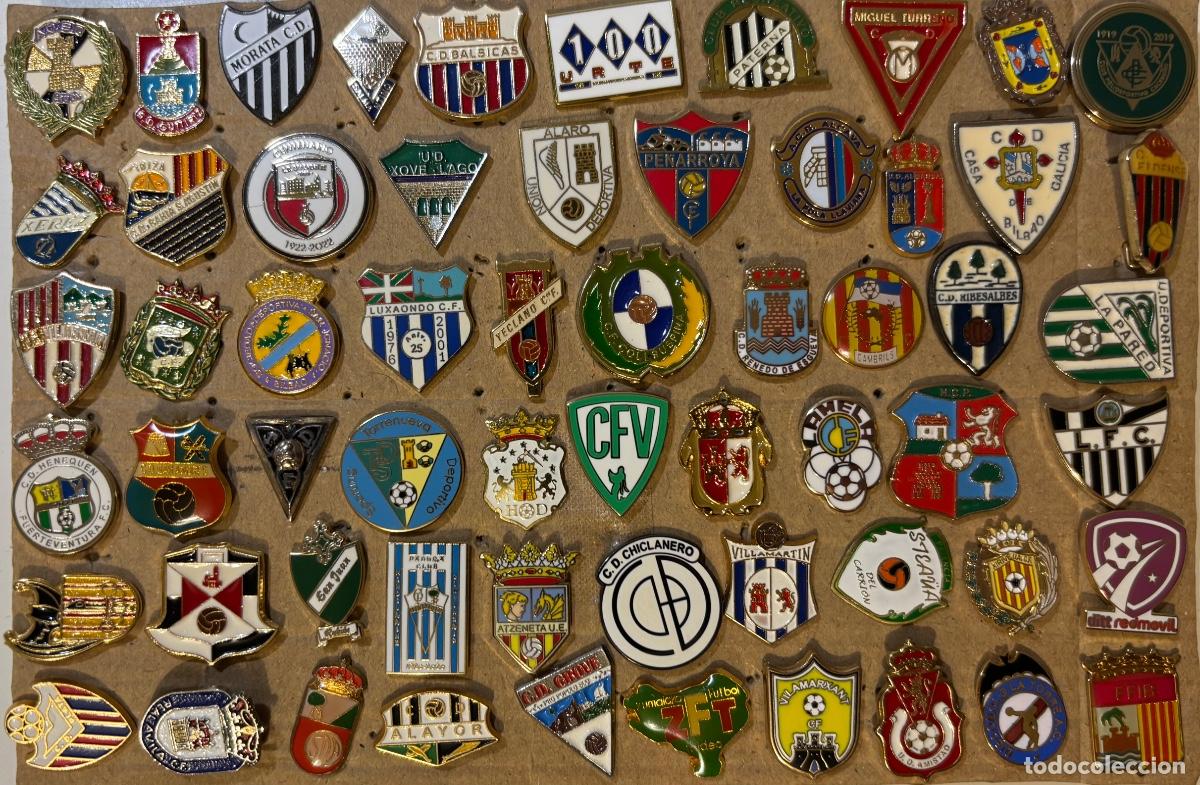 Coleccionismo deportivo: Lote 60 pins futbol Espa&ntilde;a 4