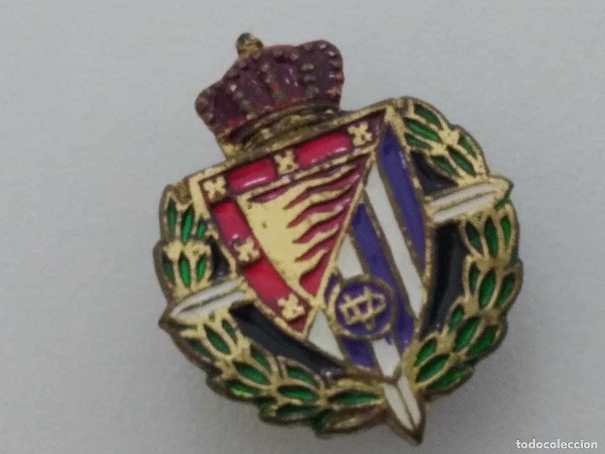 Collectionnisme sportif: PIN INSIGNIA DE SOLAPA DEL REAL VALLADOLID C.F.