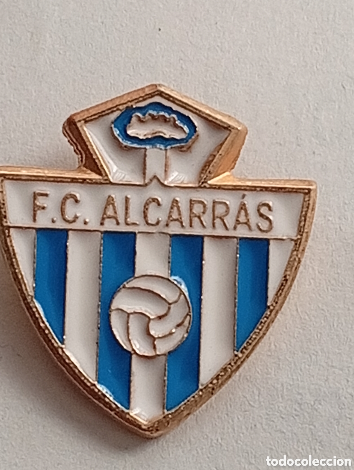 Coleccionismo deportivo: Pin - F&uacute;tbol Club Alcarras ( Lleida)