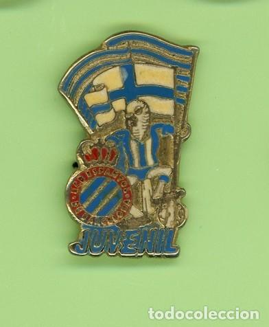 Coleccionismo deportivo: PIN METAL BADGE FUTBOL ULTRAS ESPA&Ntilde;A RCD R.C.D. ESPA&Ntilde;OL ESPANYOL BARCELONA PE&Ntilde;A PENYA JUVENIL 1991 2