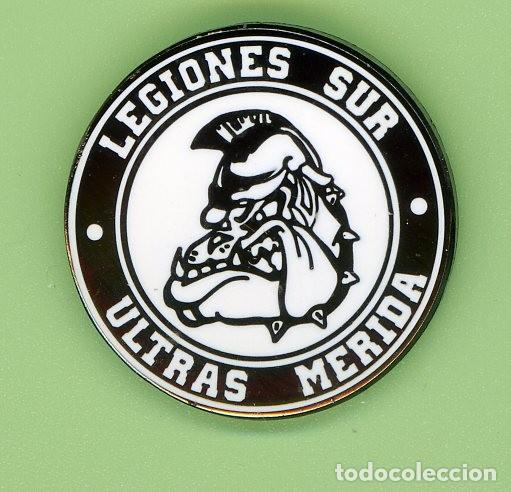 Coleccionismo deportivo: PIN ULTRAS FUTBOL FOOTBALL ESPA&Ntilde;A LEGIONES SUR ULTRAS MERIDA BULLDOG EXTREMADURA