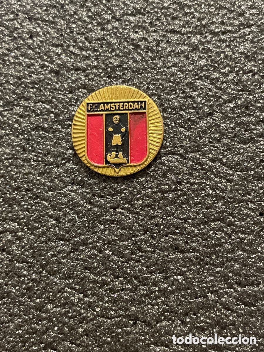 Coleccionismo deportivo: Pin 11 F.C. AMSTERDAM - Amsterdam