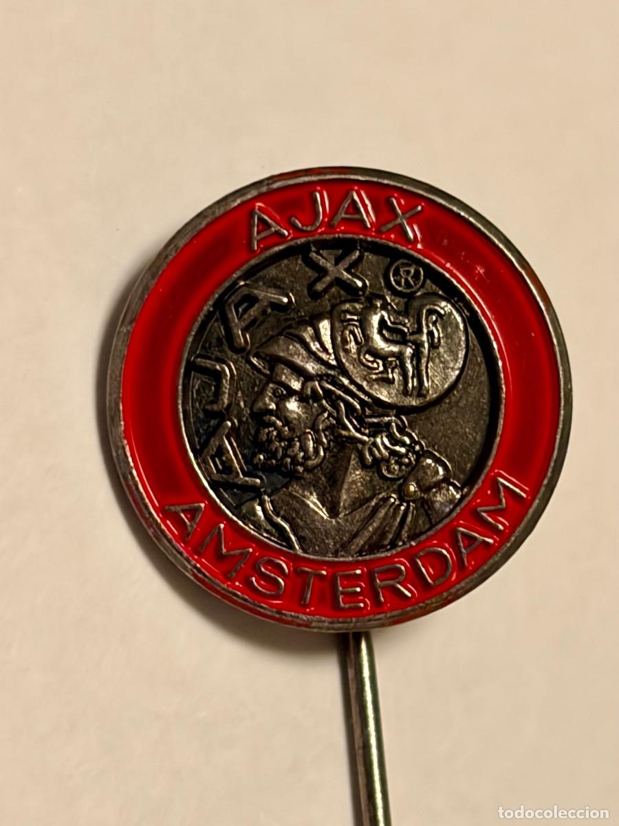 Coleccionismo deportivo: INSIGNIA CLUB FUTBOL AJAX DE AMSTERDAM