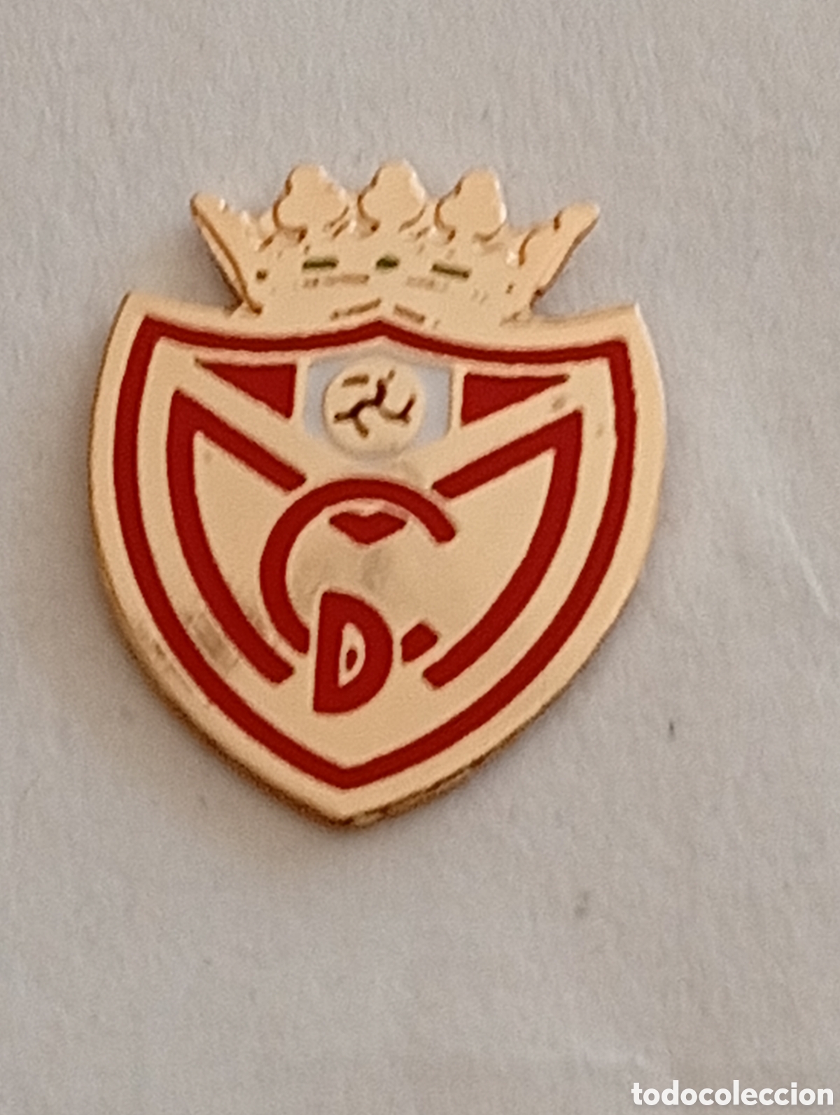 Coleccionismo deportivo: Pin - Martos Club Deportivo ( Ja&eacute;n)