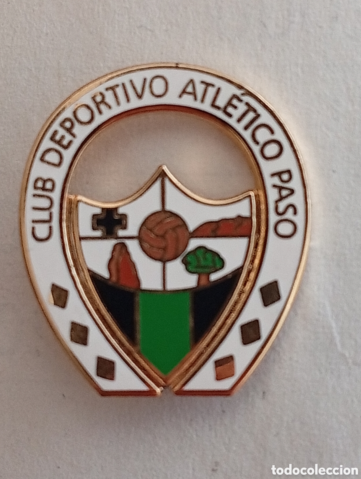 Coleccionismo deportivo: Pin - Club Deportivo Atl&eacute;tico Paso ( Canarias)