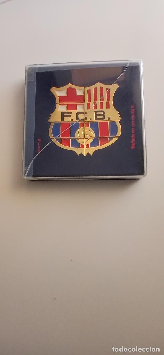 Coleccionismo deportivo: 8 pins tipo puzzle del FC Barcelona ba&ntilde;ados en oro de 24 quilates. Ver fotos!