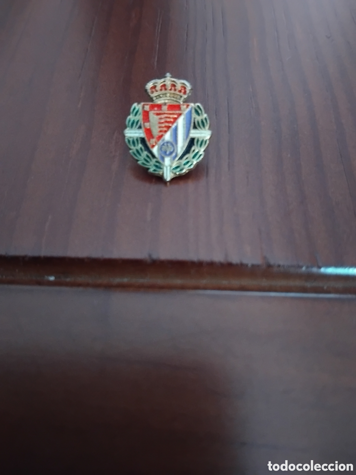 Coleccionismo deportivo: PIN REAL VALLADOLID DEPORTIVO - PINS FUTBOL