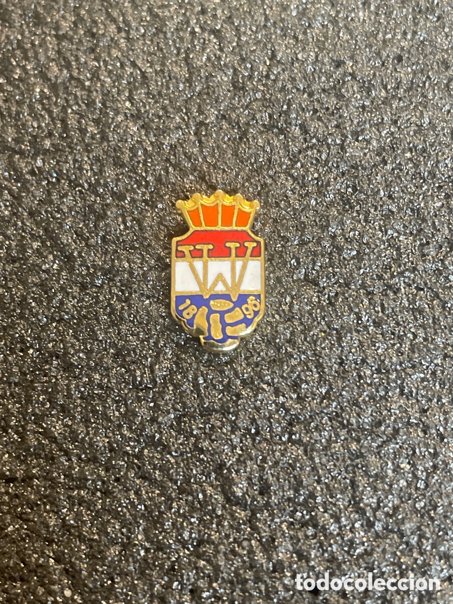 Coleccionismo deportivo: Pin 22 WILLEM II TILBURG - Tilburgo