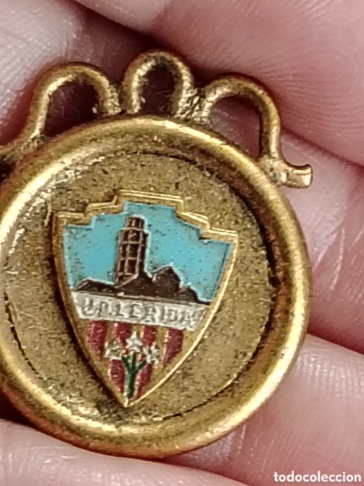 Coleccionismo deportivo: Antigua chapita Uni&oacute; Esportiva Lleida