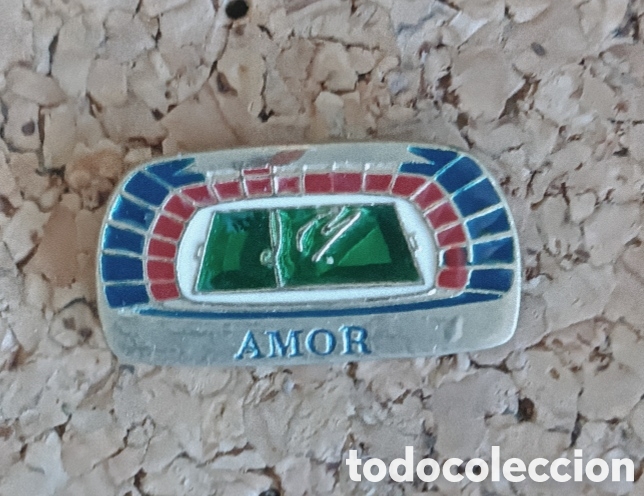 Sports collectibles: PIN BAR&Ccedil;A- CAMP NOU - AMOR - CON FIRMA