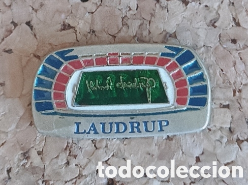 Coleccionismo deportivo: PIN BAR&Ccedil;A- CAMP NOU - LAUDRUP - CON FIRMA