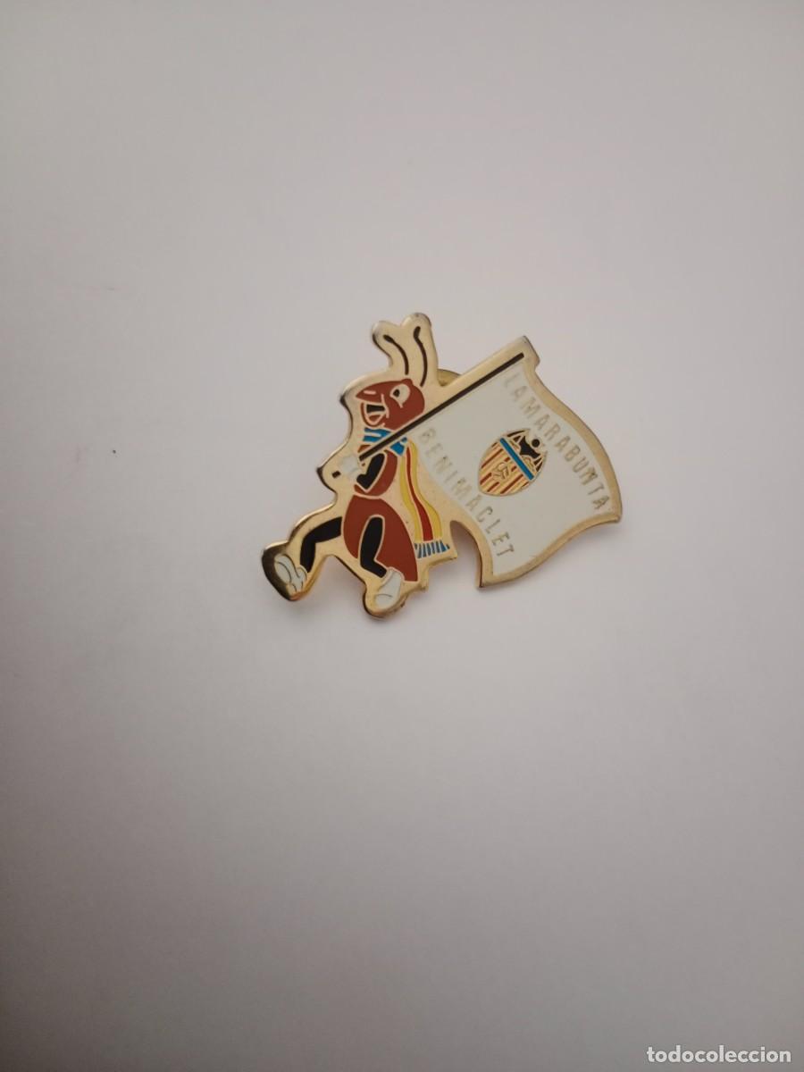 Coleccionismo deportivo: PIN INSIGNIA PE&Ntilde;A VALENCIANISTA LA MARABUNTA - BENIMACLET - VALENCIA CF - ESMALTADO