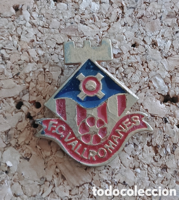 Coleccionismo deportivo: PIN ESCUDO FUTBOL CLUB VALLROMANES