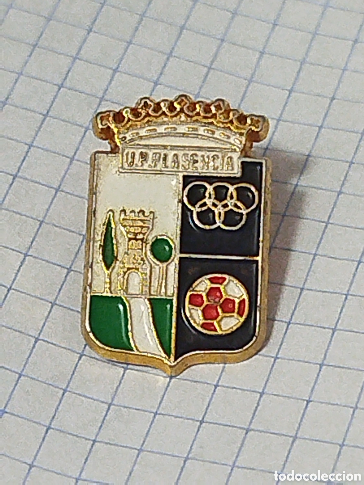 Coleccionismo deportivo: PINS DE FUTBOL.UD PLASENCIA.CACERES .