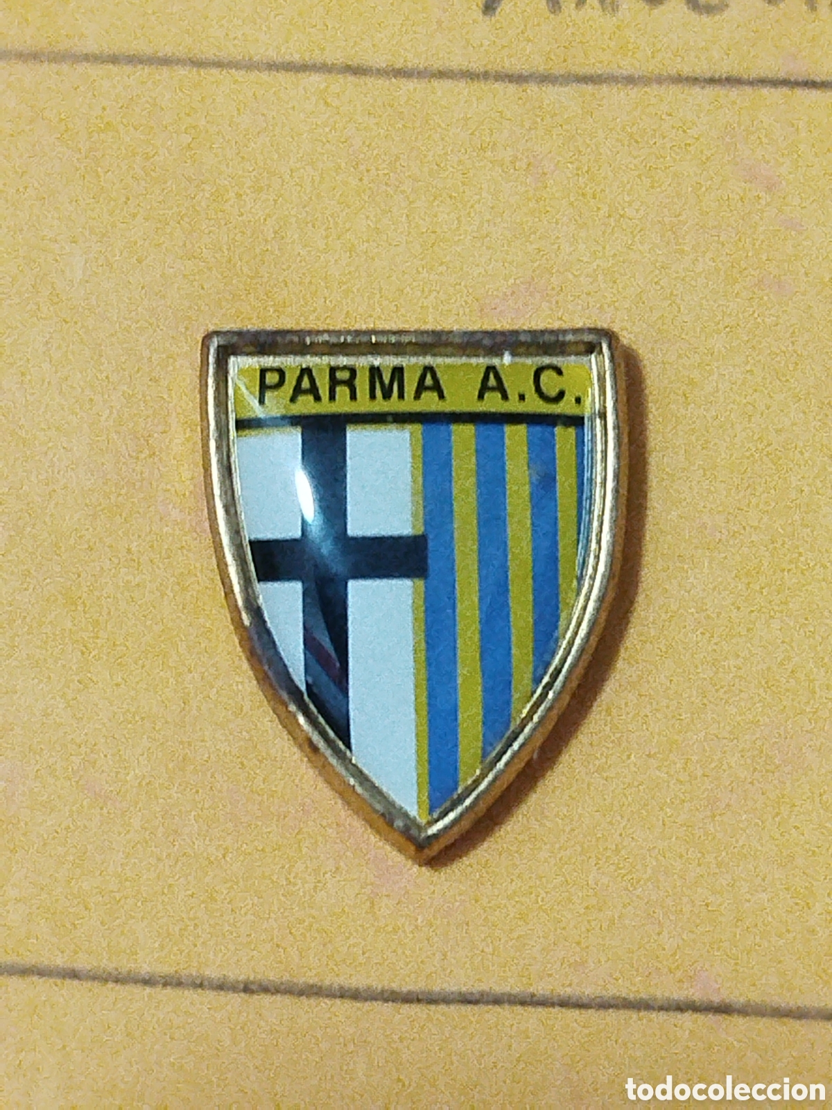 Coleccionismo deportivo: INSIGNIA DE FUTBOL PARMA A.C.ITALIA