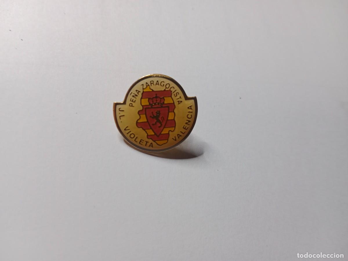 Coleccionismo deportivo: PIN INSIGNIA PE&Ntilde;A ZARAGOCISTA J.L. VIOLETA - VALENCIA - REAL ZARAGOZA CF