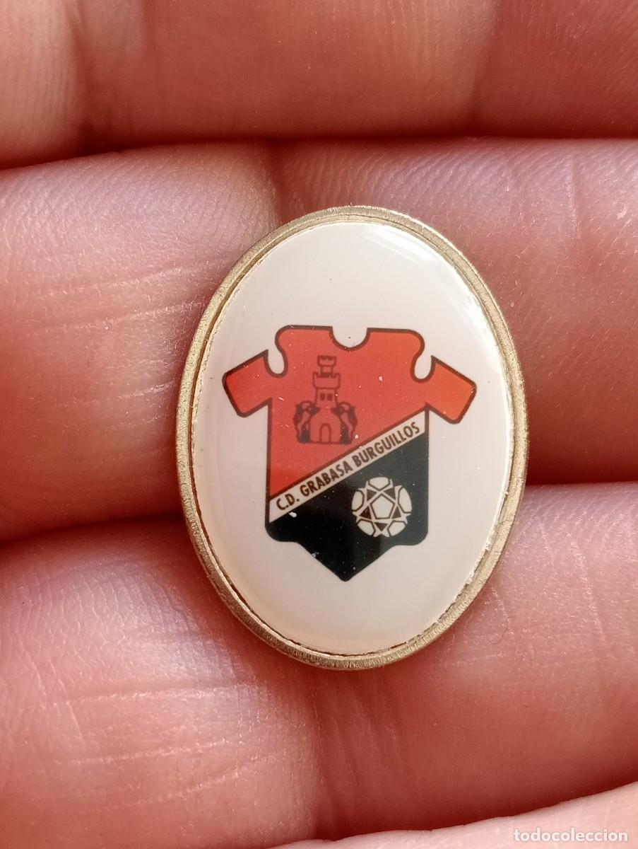 Coleccionismo deportivo: PINS F&Uacute;TBOL CD GRABASA BURGUILLOS FEDERACI&Oacute;N EXTREME&Ntilde;A INSIGNIA ESCUDO
