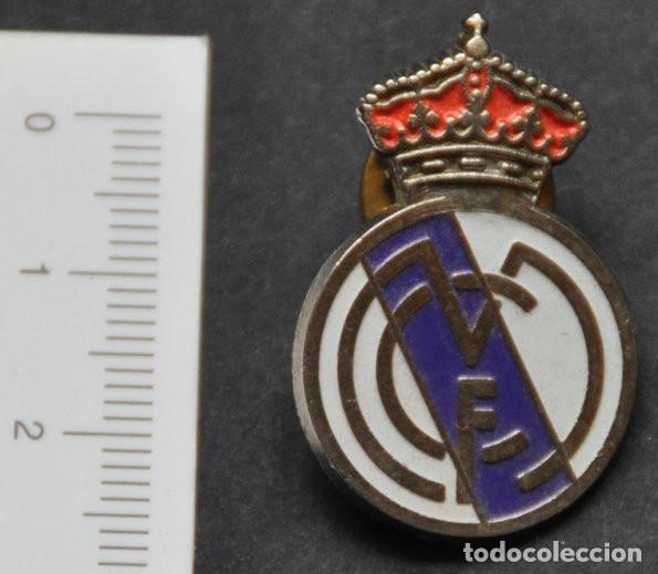 Coleccionismo deportivo: PIN DEL REAL MADRID CLUB DE FUTBOL