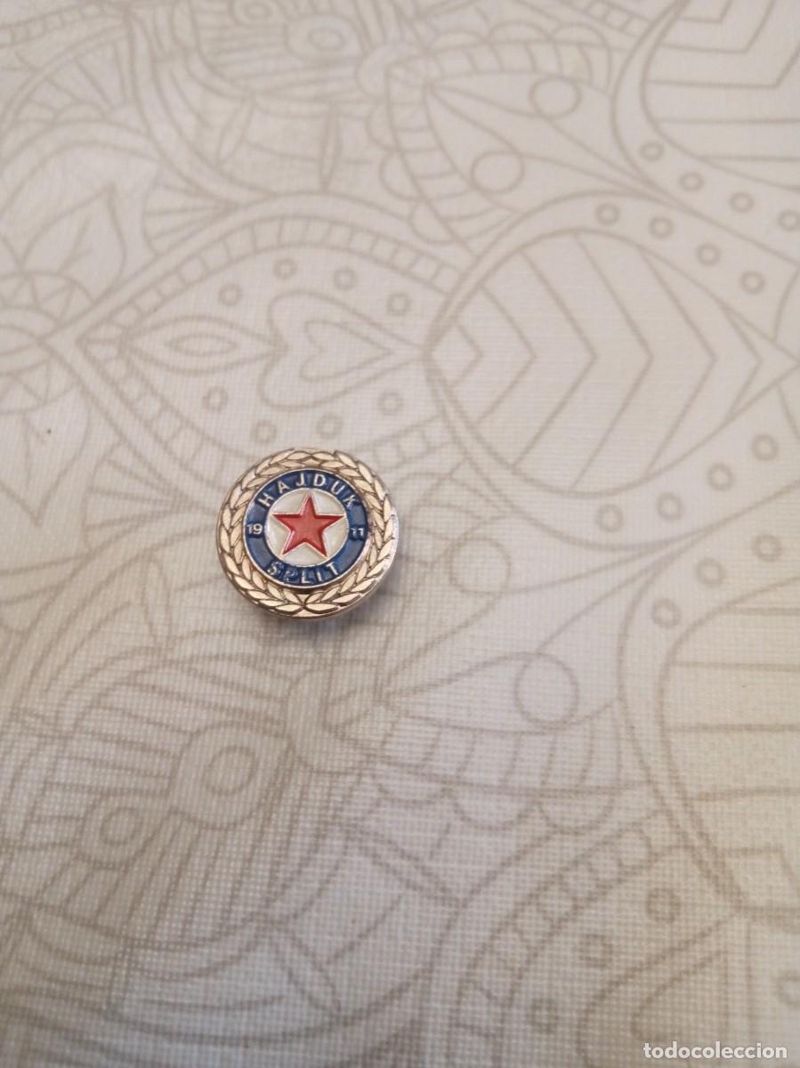 Coleccionismo deportivo: Insignia del club Hajduk Split.
