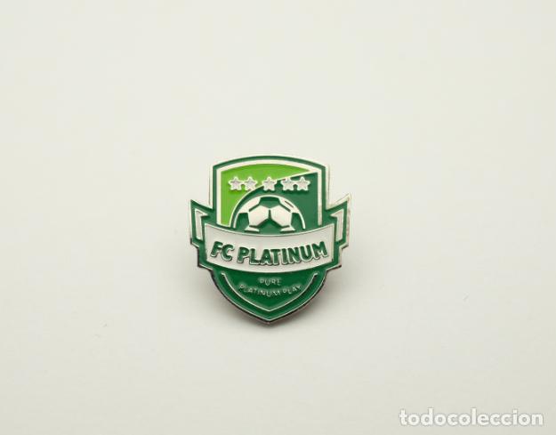 Coleccionismo deportivo: Badge Pin football clubs /CAF/ Confederation of African Football - F.C. Platinum ZIMBABWE
