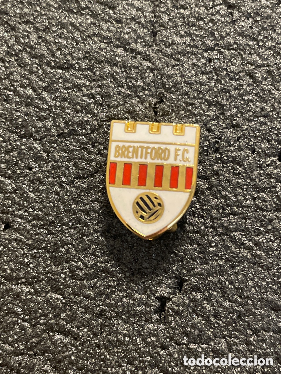 Coleccionismo deportivo: Pin 8 BRENTFORD F.C. - Brentford